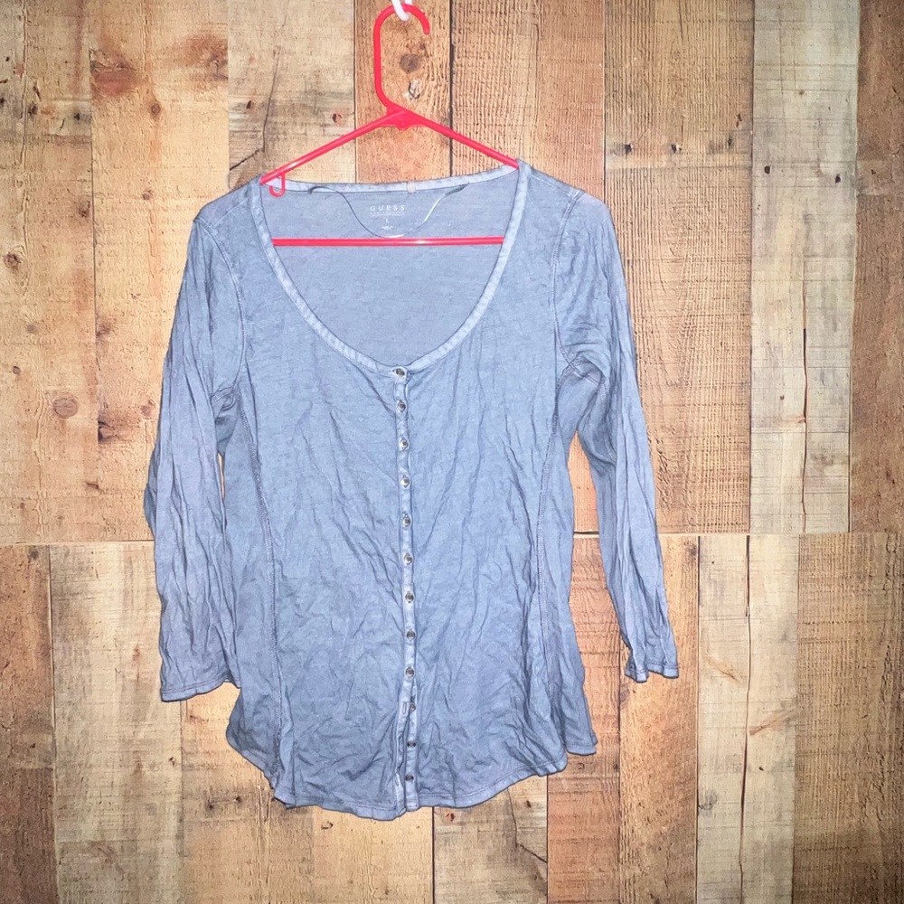 Guess button down top
